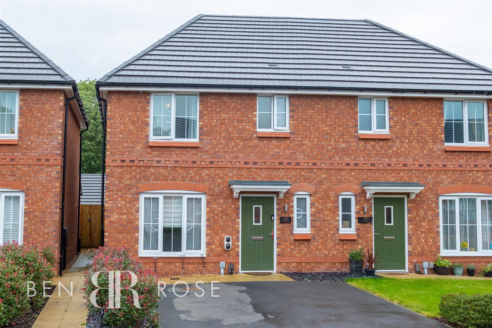 3 bed property in Loom Crescent, Preston